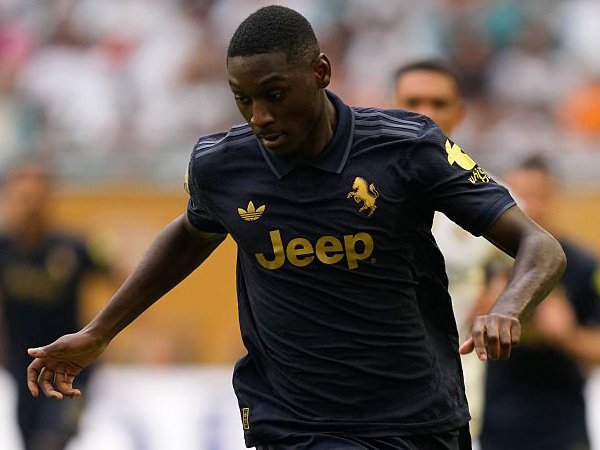 Negosiasi Juventus Gagal, Tottenham Bidik Randal Kolo Muani
